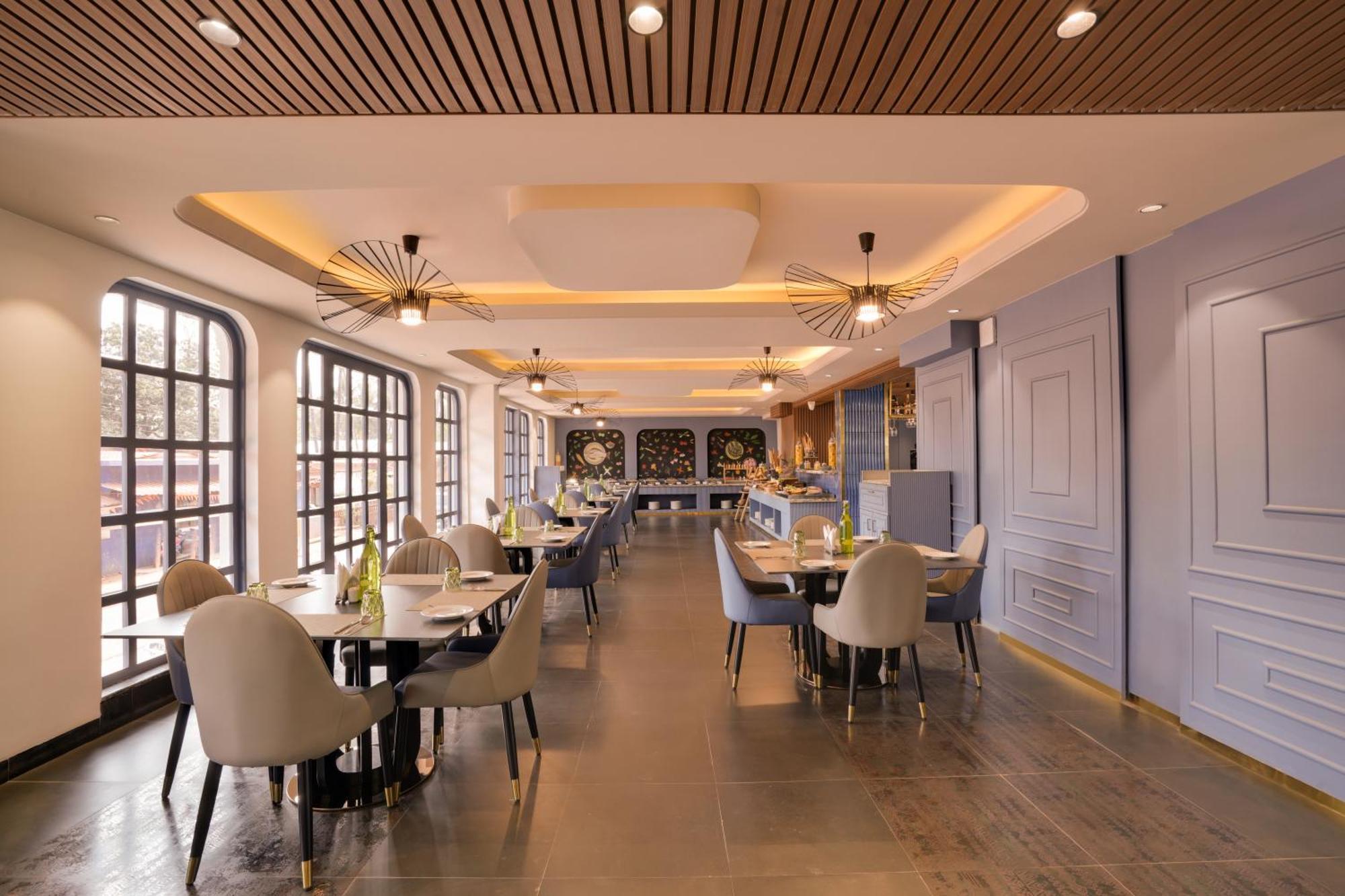 Lemon Tree Hotel, Anjuna, Goa วากาตอร์ ภายนอก รูปภาพ